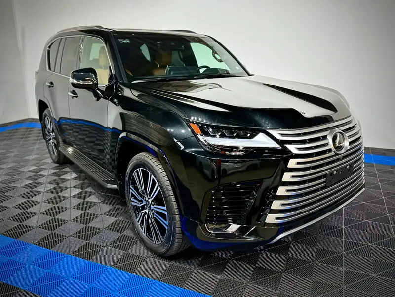 Lexus LX600 Luxury Bz6 Armored NEW, On stock