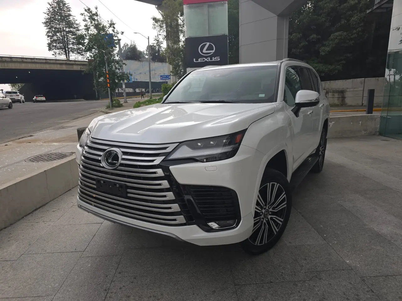 Lexus LX700H Luxury 2026, NEW, On stock