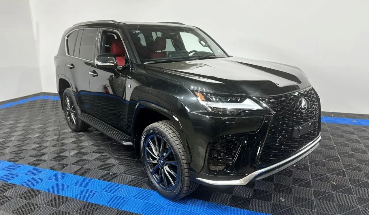 Lexus LX700H Sport 2025, NEW – 3