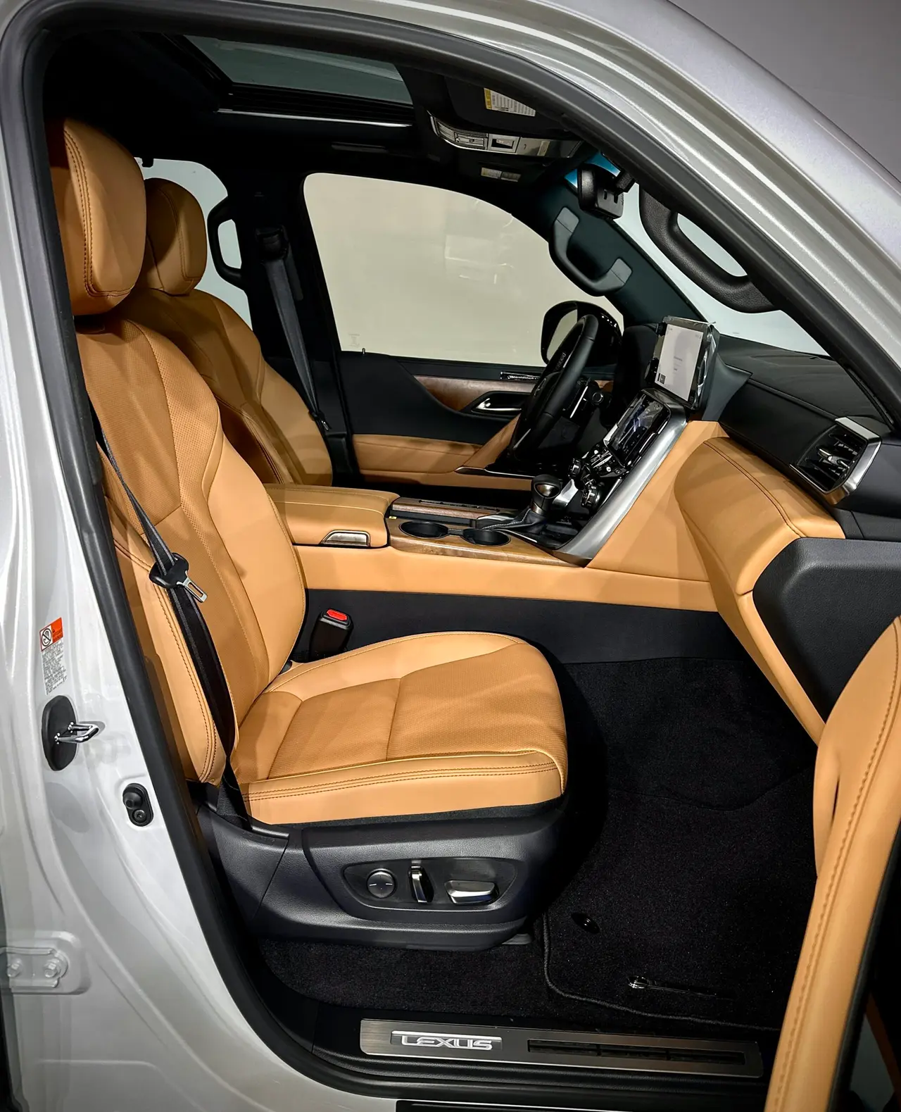 Lexus LX600 Luxury B6 Armored, NEW, On stock – 4