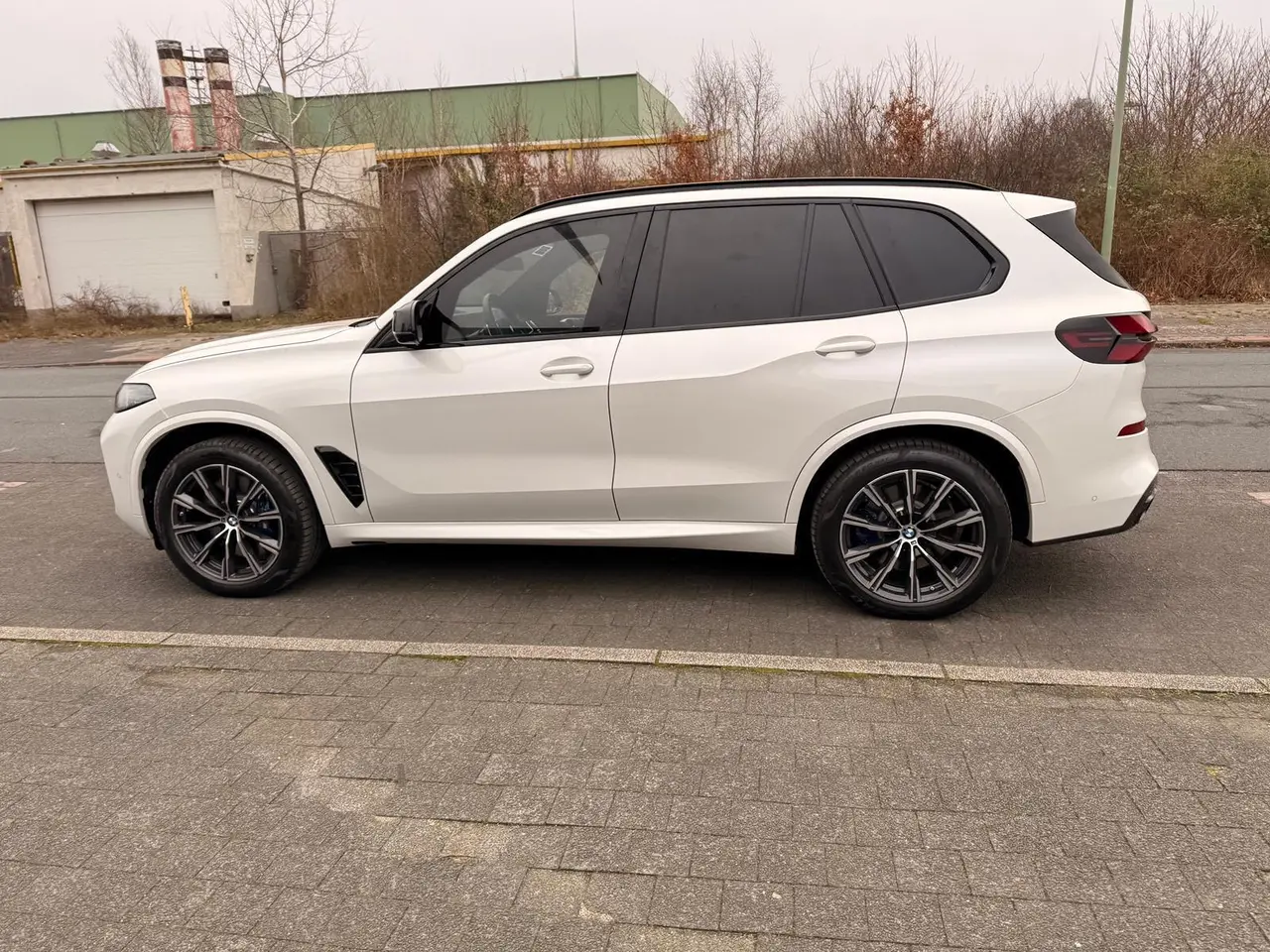 BMW X5 M60i, 4,4l/V8, 530Hp, Factory Armored VR6 2026 – 3