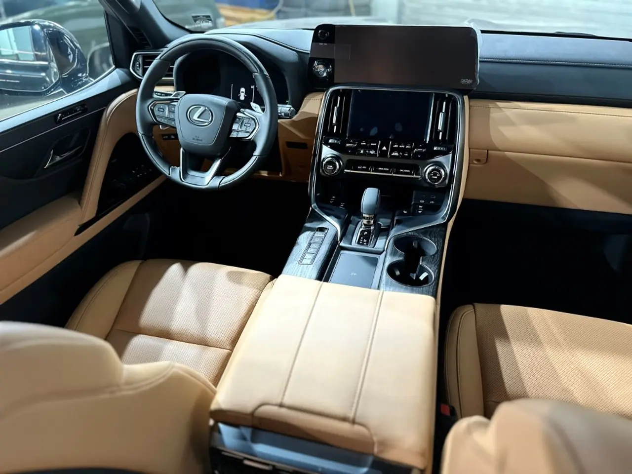 Lexus LX700H Luxury 2025, NEW, On stock in Bremerhaven – 4