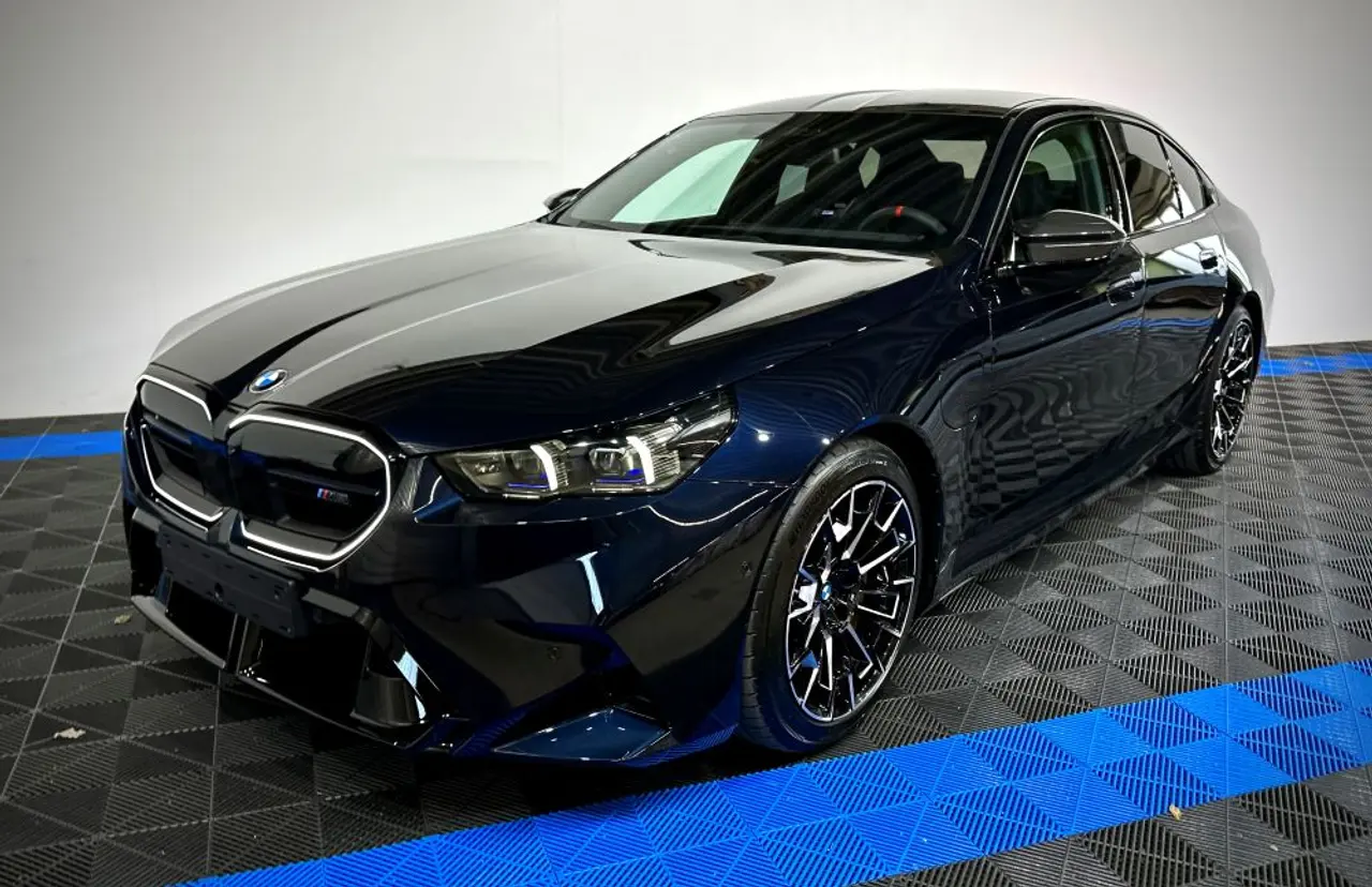 BMW M5 2025, NEW ULTIMATE On stock in Bremerhaven – 8